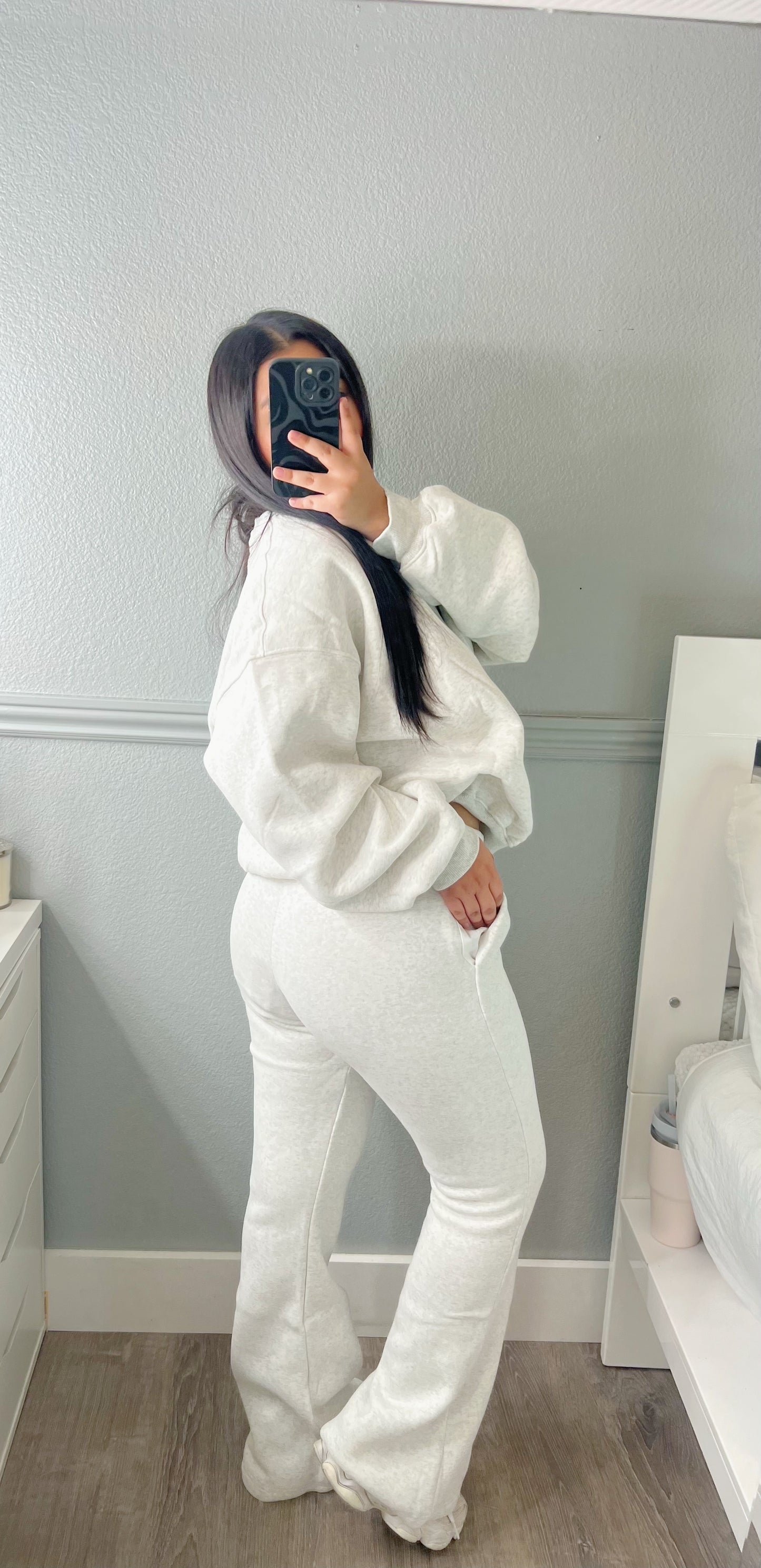 Babe Flare sweats